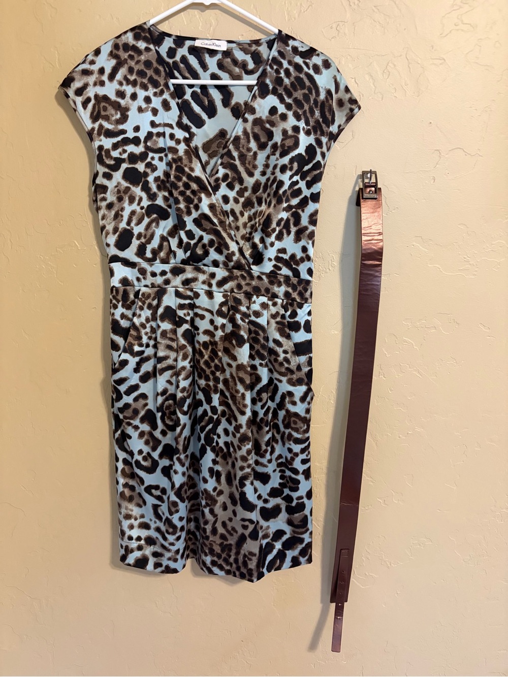 Calvin Klein blue brown leopard print silky dress. Belt included size 10